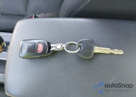 2018 Hyundai Elantra Se из США, поврежденный, VIN 5NPD74LF4JH297217